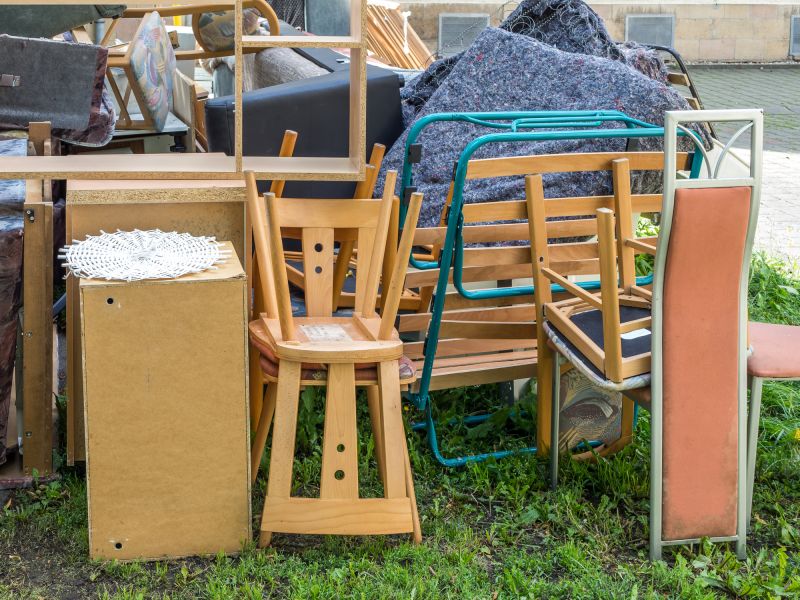 Furniture Removal Service detail